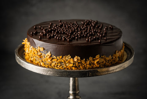 Loomas - Ferrero Rocher Cake 8"